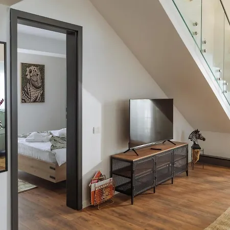 24 Penthouse - New Building & Parking *