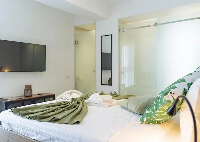 Apartament 24 Penthouse - New Building & Parking Bucureşti
