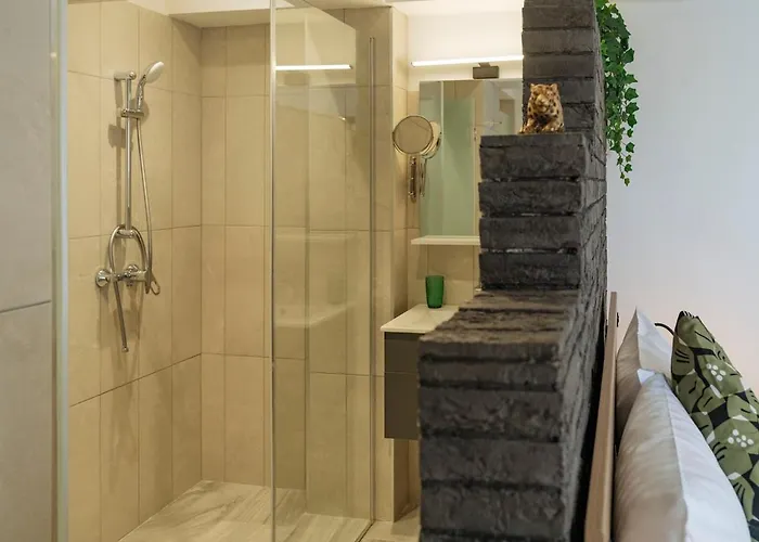 Apartament 24 Penthouse - New Building & Parking Bucureşti