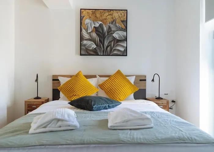 Apartament 24 Penthouse - New Building & Parking *